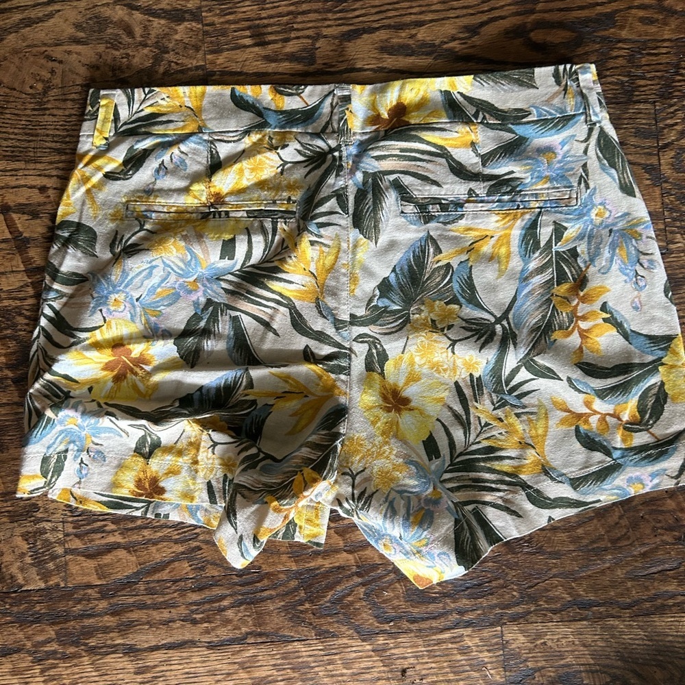 Lot 2 Old Navy Every Day Shorts Mid Rise Botanical Linen & Plaid Size 12 - Picture 3 of 7